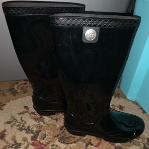 Ugg rain boots
